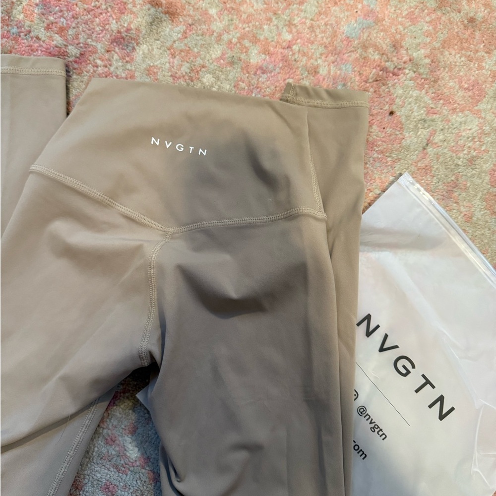 NVGTN Beige Active Leggings